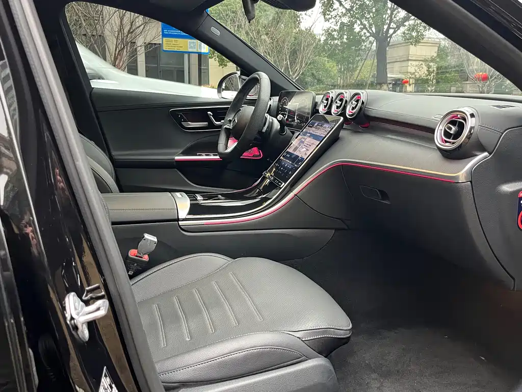 Mercedes-Benz C-Class 2023 — фото 13