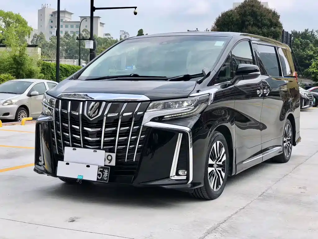 Toyota Alphard 2018 — фото 1