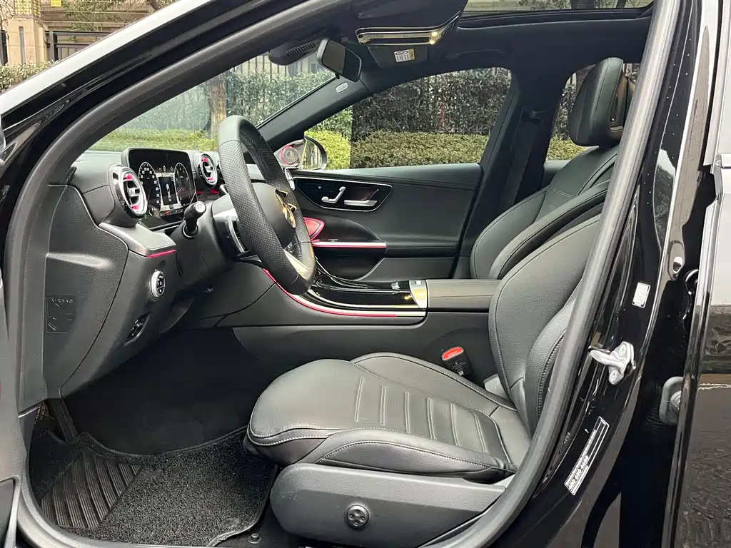 Mercedes-Benz C-Class 2023