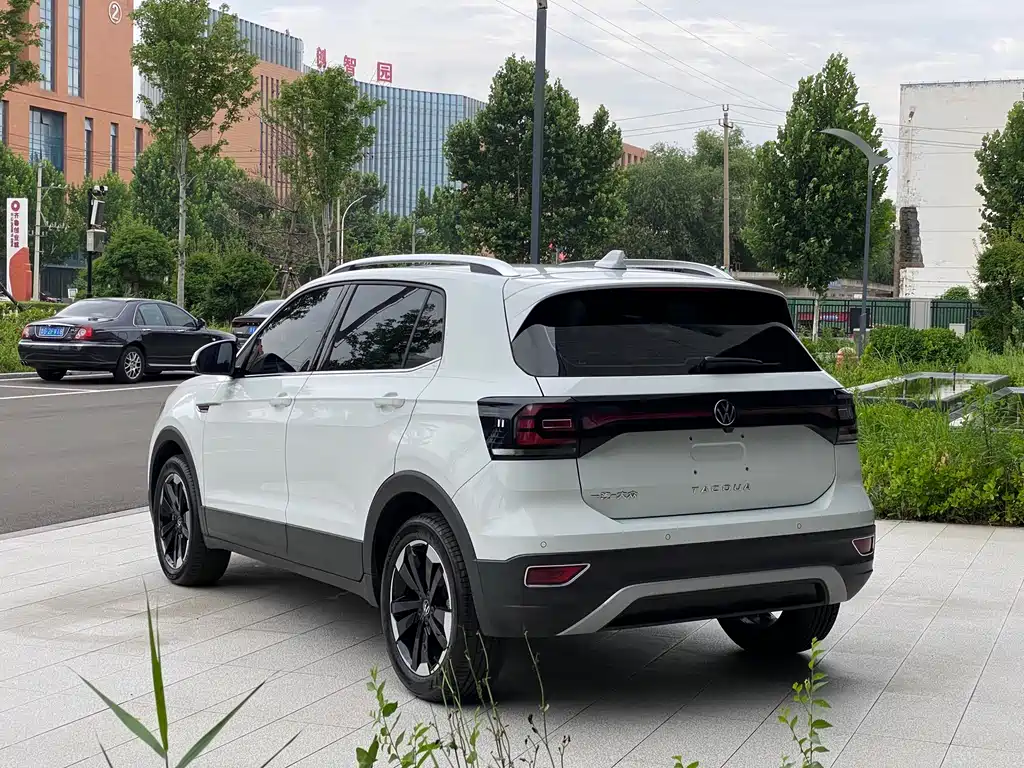 Volkswagen Tacqua 2022