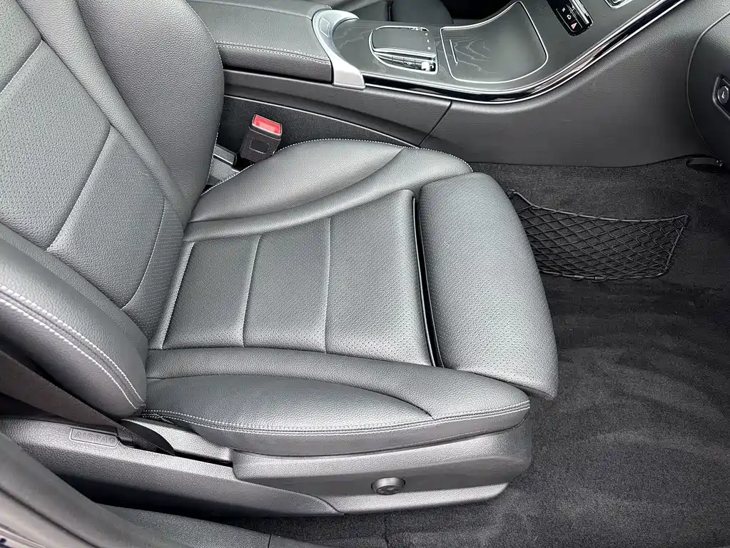 Mercedes-Benz C-Class 2020 — фото 11
