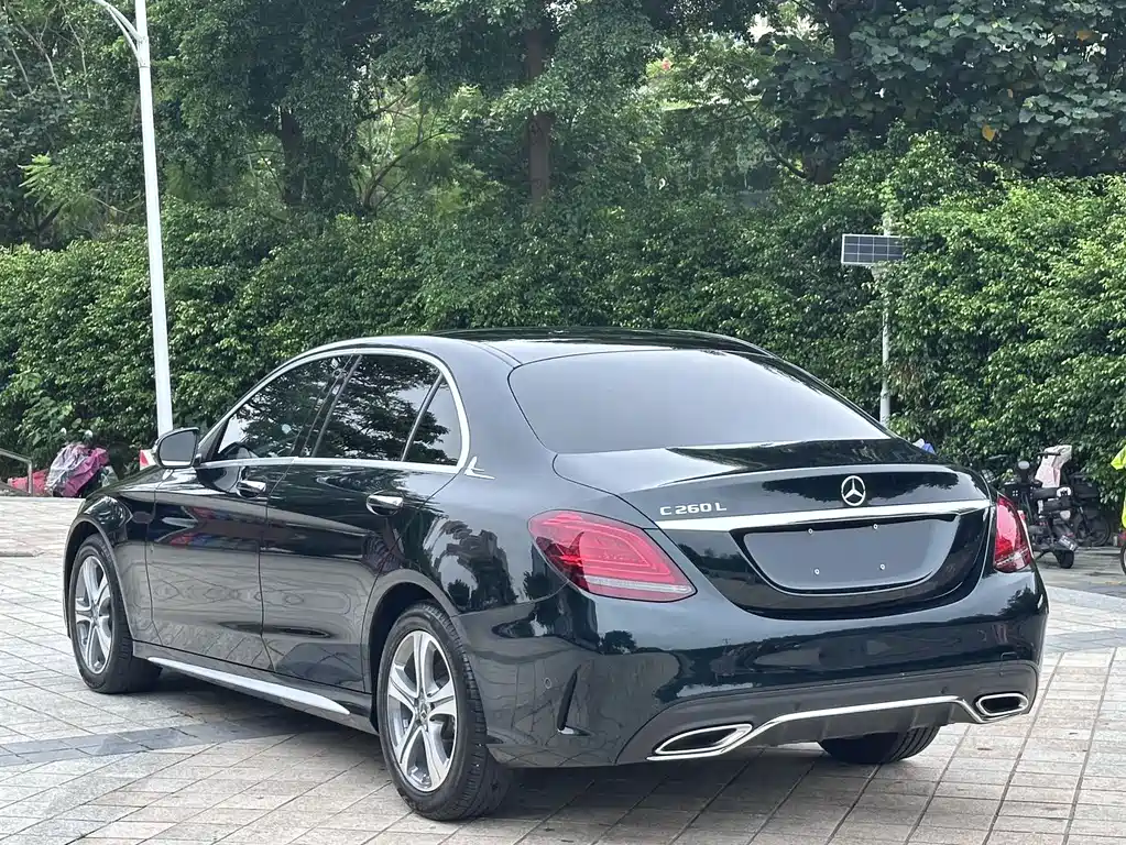Mercedes-Benz C-Class 2020