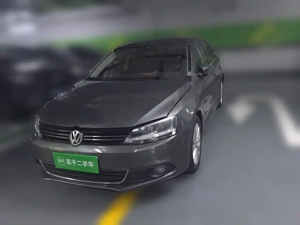Volkswagen Sagitar 2014