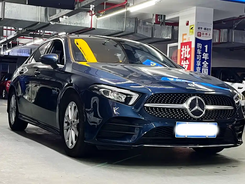 Mercedes-Benz A-Class 2019 — фото 3