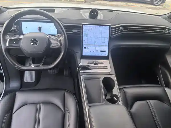 NIO EC6 2021