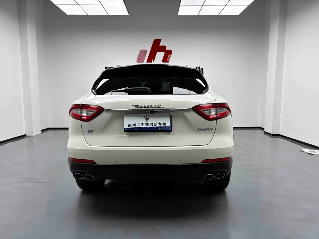 Maserati Levante 2019 — фото 23