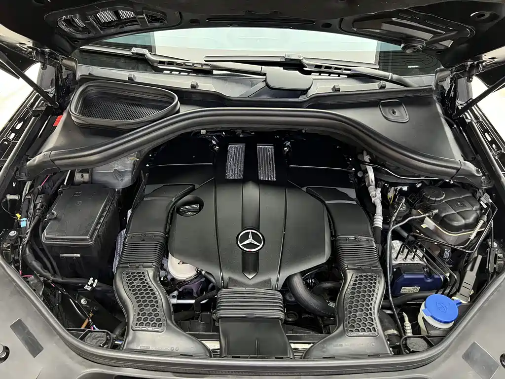 Mercedes-Benz GLS 2019 — фото 29