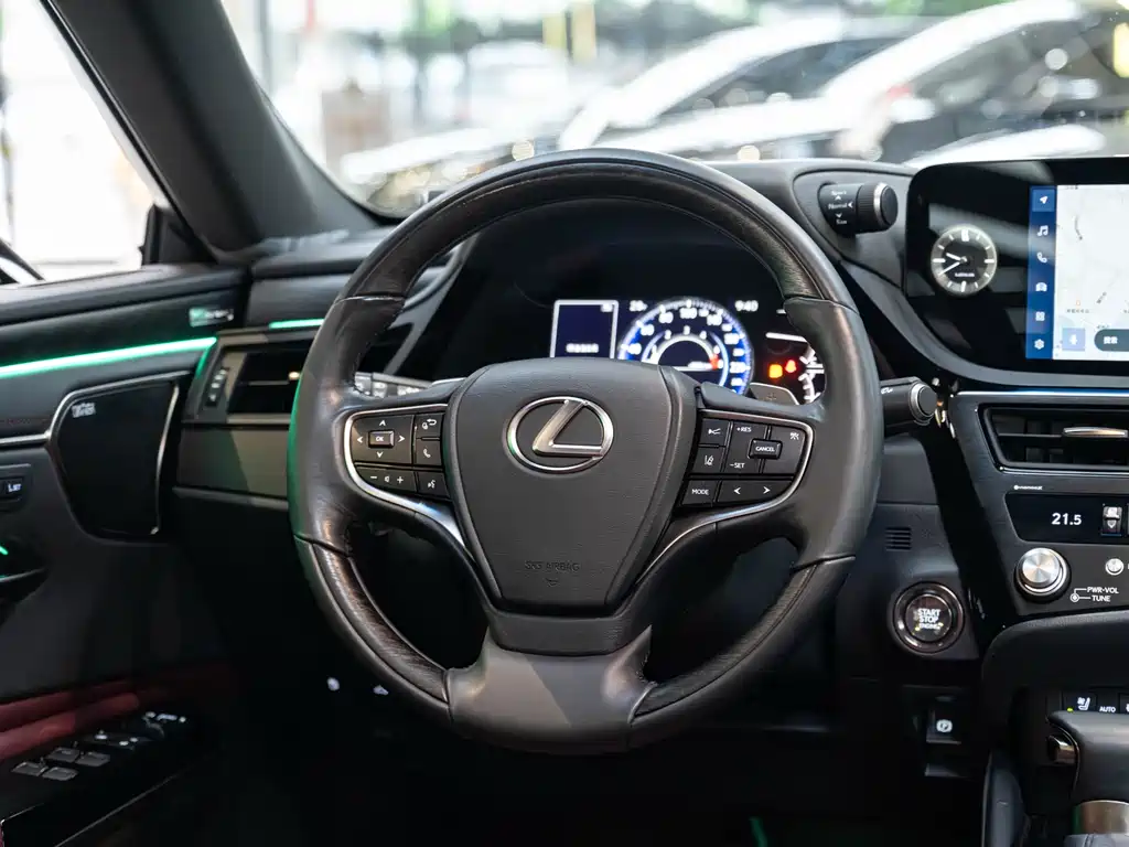 Lexus ES 2024 — фото 15