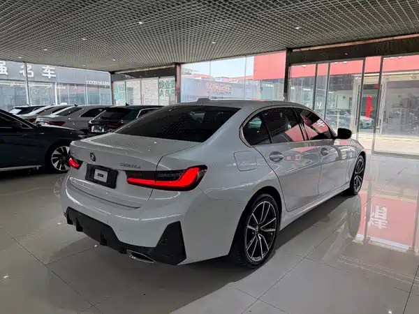 BMW 3 Series 2023