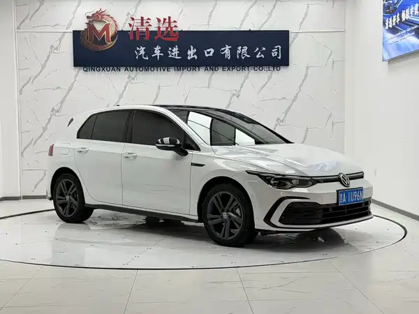 Volkswagen Golf 2022