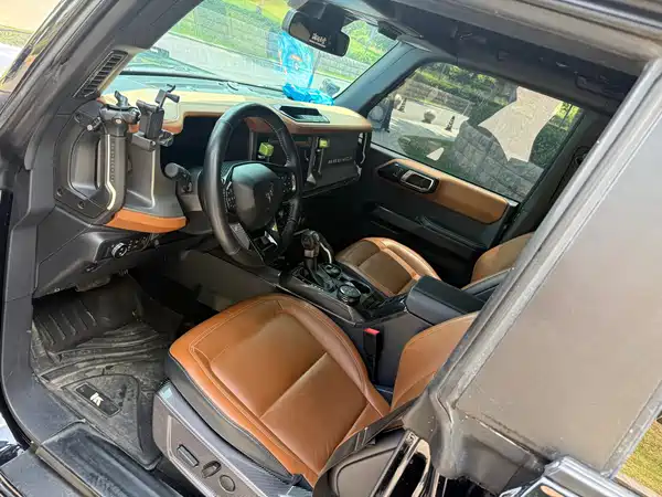 Ford Bronco 2024