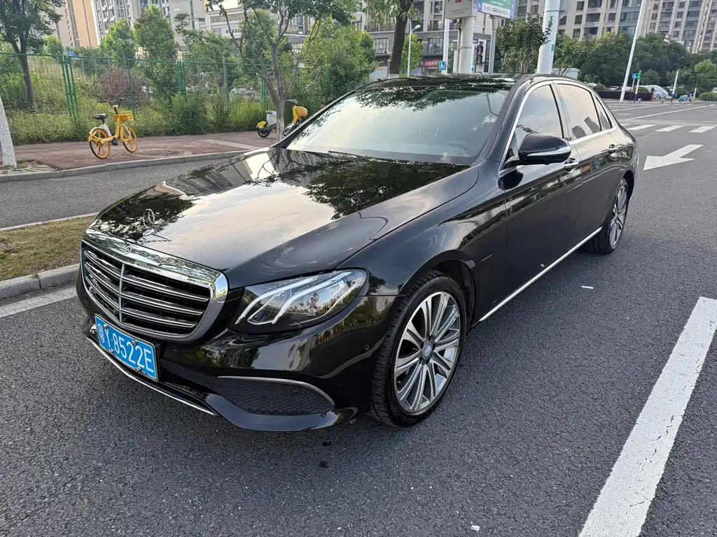 Mercedes-Benz E-Class 2016