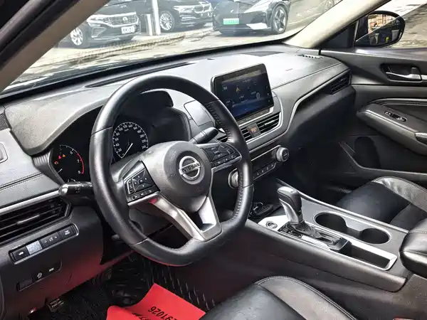 Nissan Teana 2020