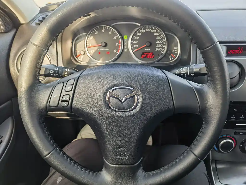Mazda 6 2015 — фото 13