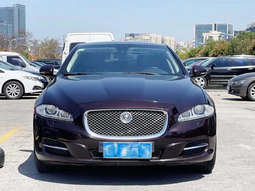 Jaguar XJ 2013 — фото 2