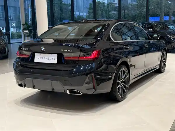 BMW 3 Series 2024