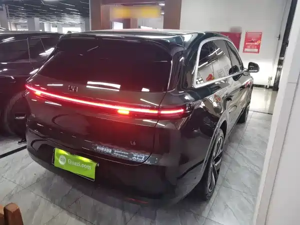 Li Auto L6 2024