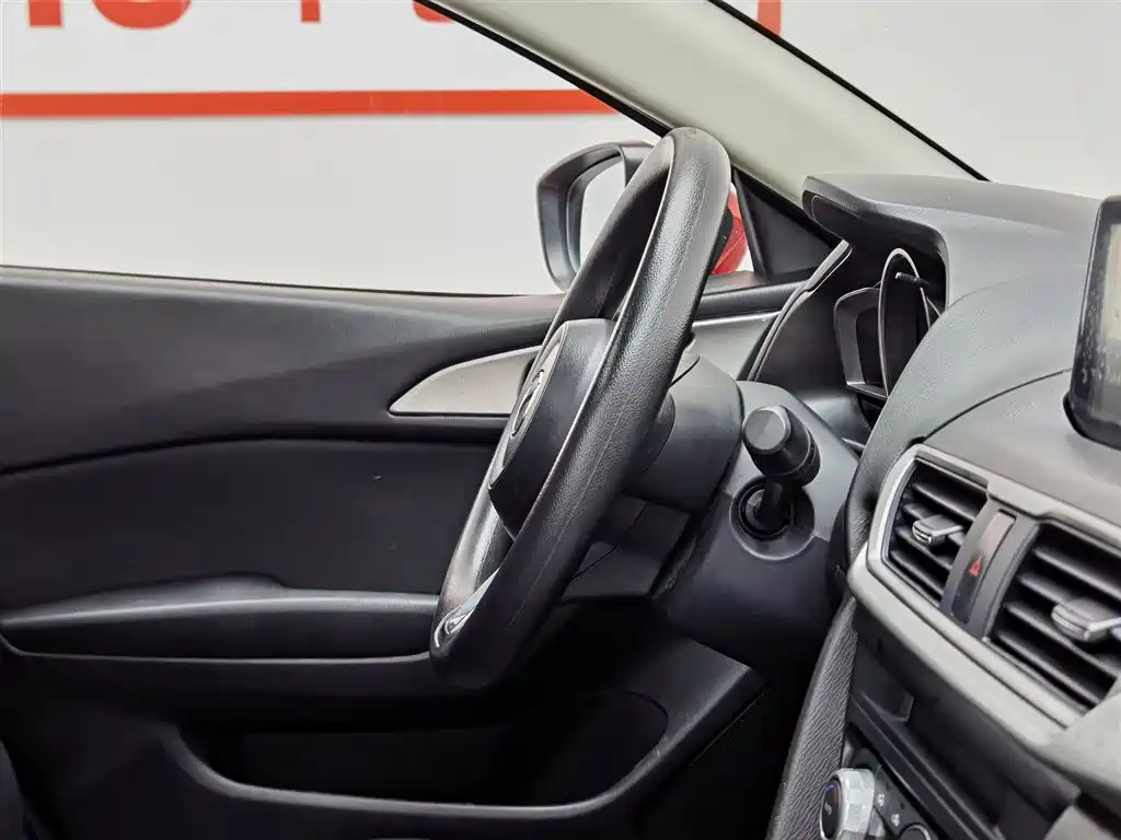 Mazda 3 Axela 2019 — фото 22