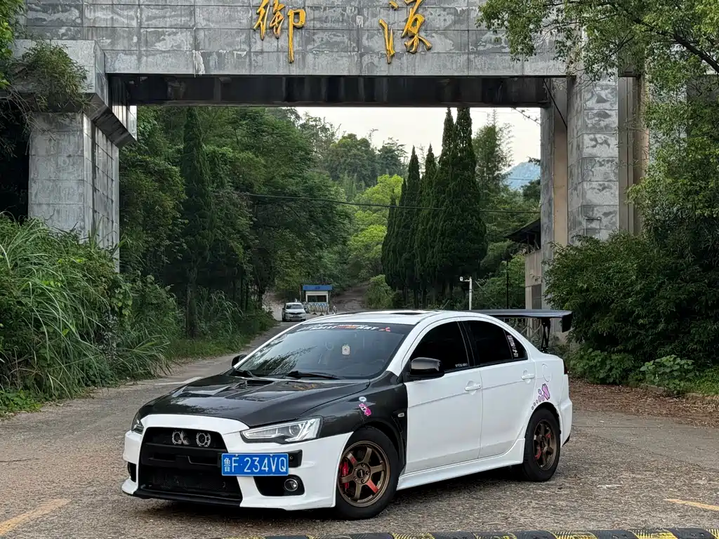 Mitsubishi Lancer EX 2012 — фото 2