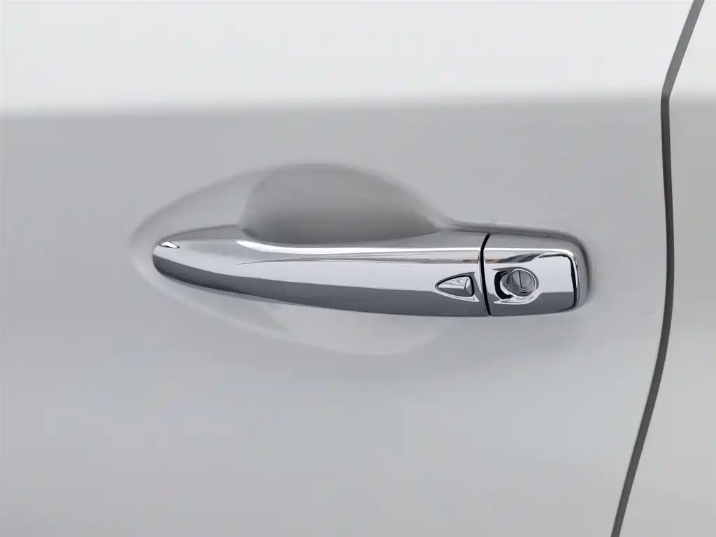 Nissan Murano 2018 — фото 18