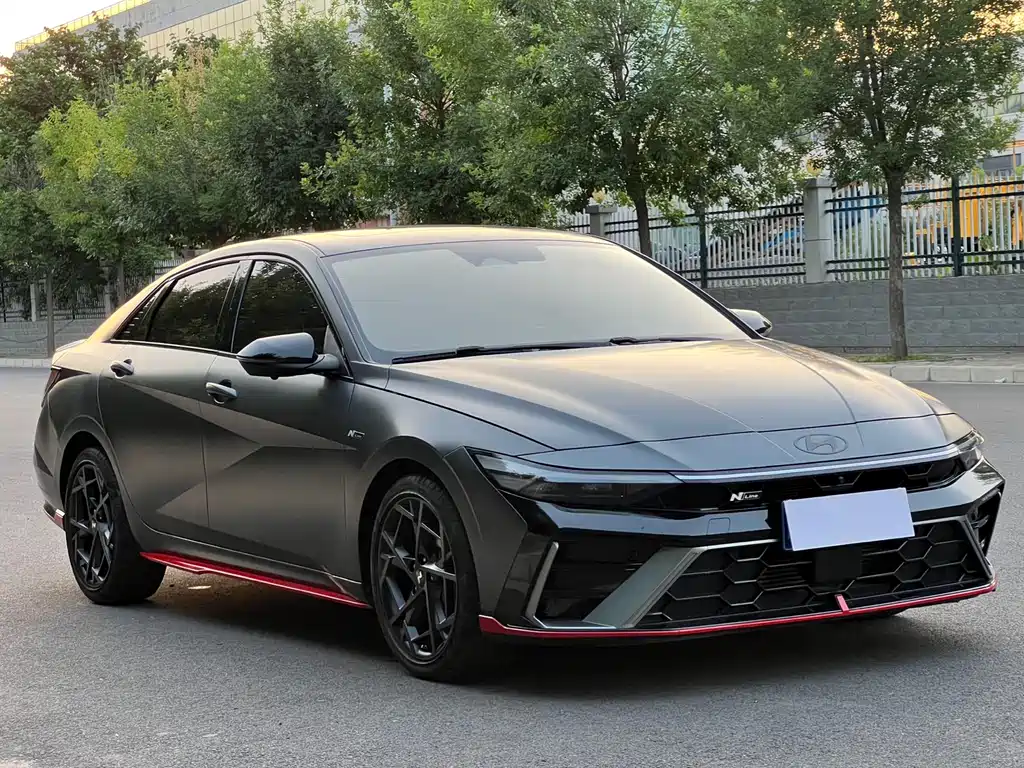 Hyundai Elantra 2024