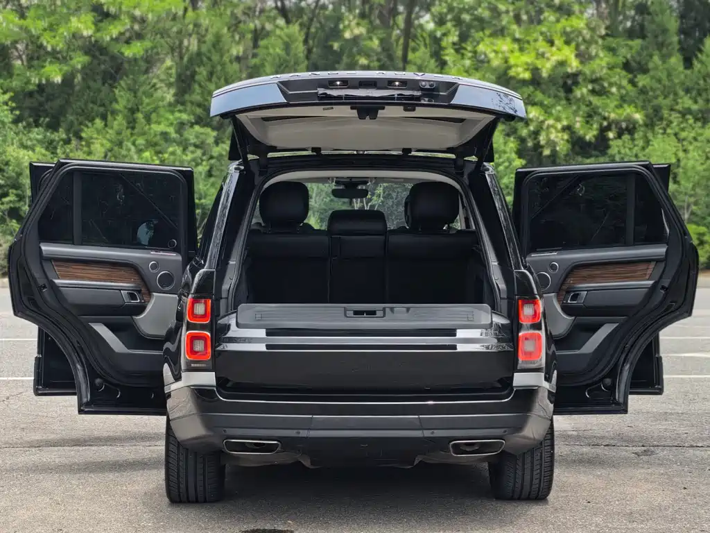 Land Rover Range Rover 2018 — фото 7