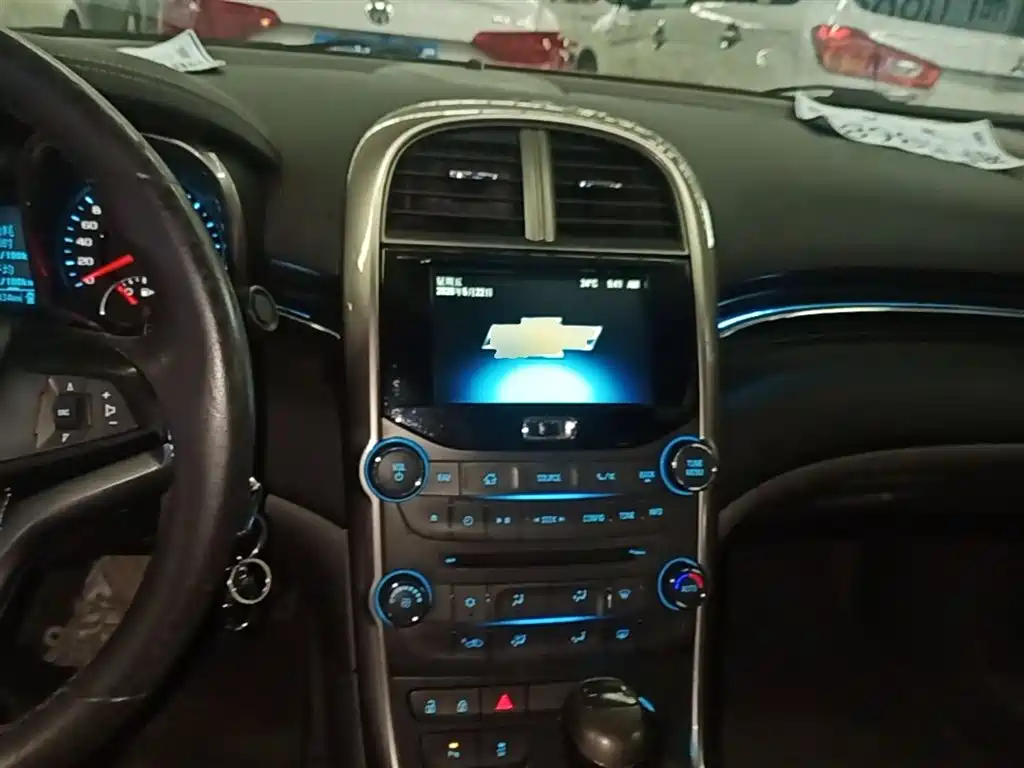Chevrolet Malibu 2014 — фото 10