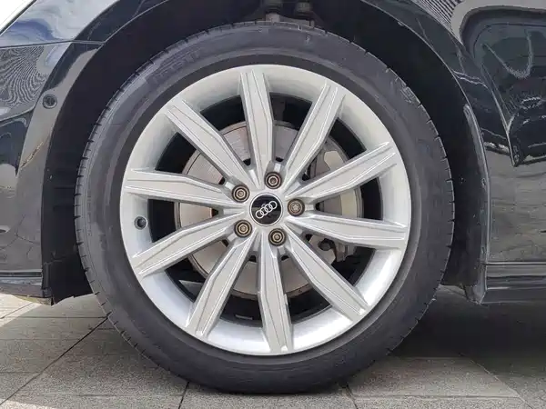 Audi A6L 2023