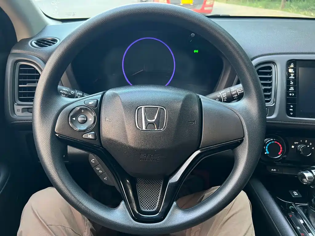 Honda Vezel 2022 — фото 14