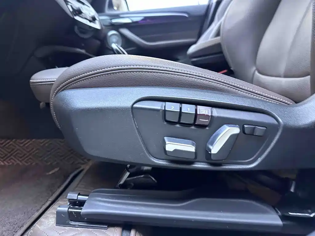 BMW X1 2022 — фото 14