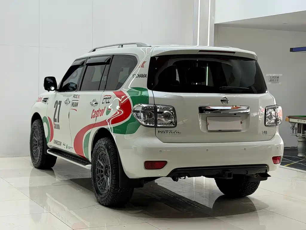 Nissan Patrol 2017 — фото 16