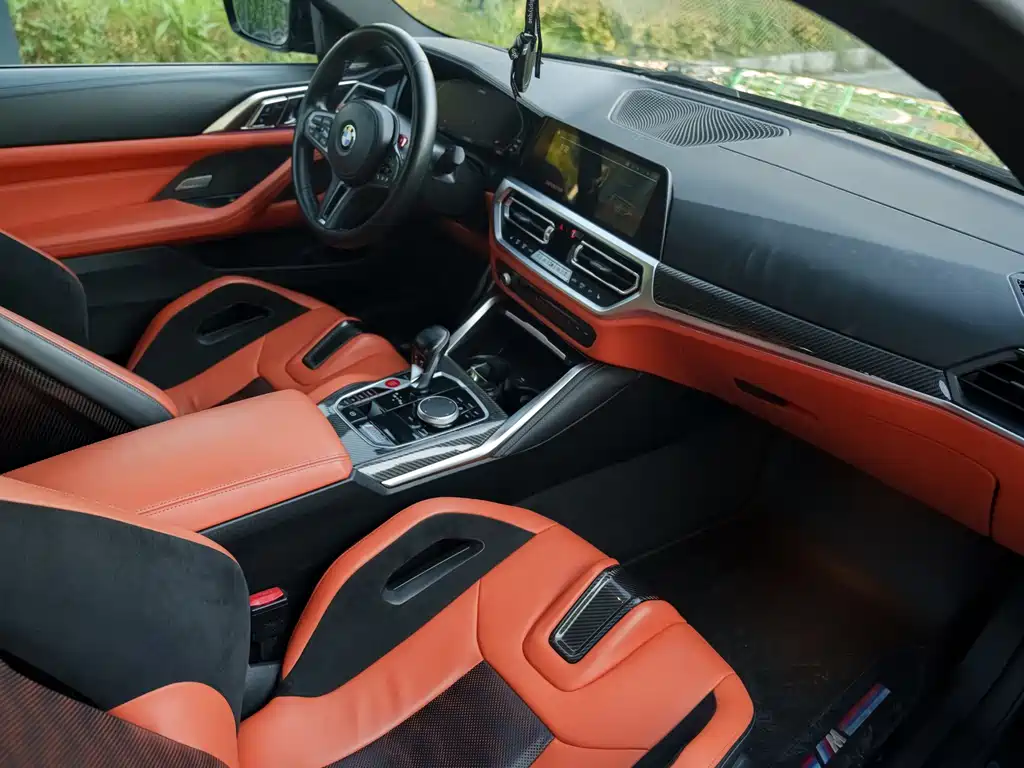 BMW M4 2022 — фото 11
