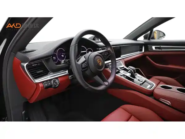 Porsche Panamera 2023