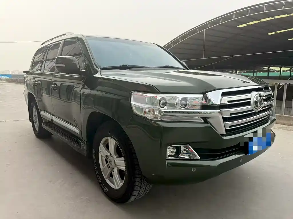 Toyota Land Cruiser 2013 — фото 3