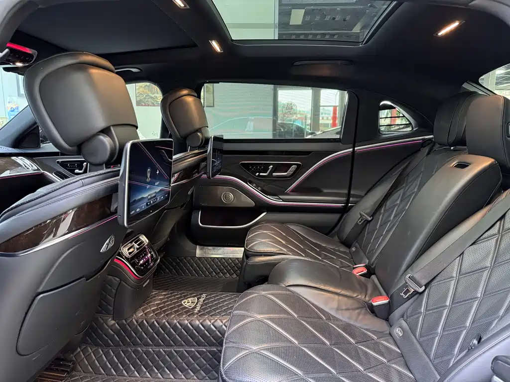 Mercedes-Benz S-Class 2021