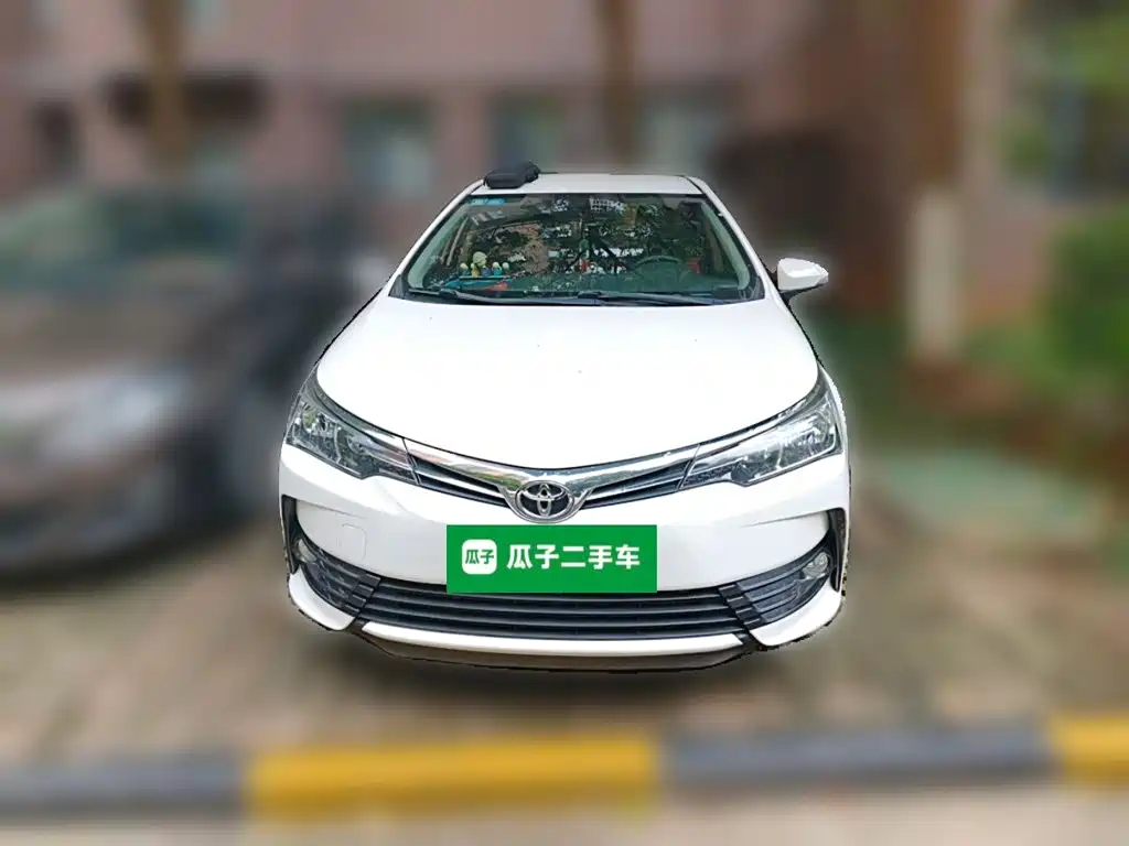 Toyota Corolla 2017 — фото 2