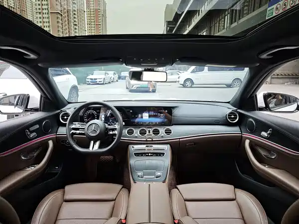 Mercedes-Benz E-Class 2023
