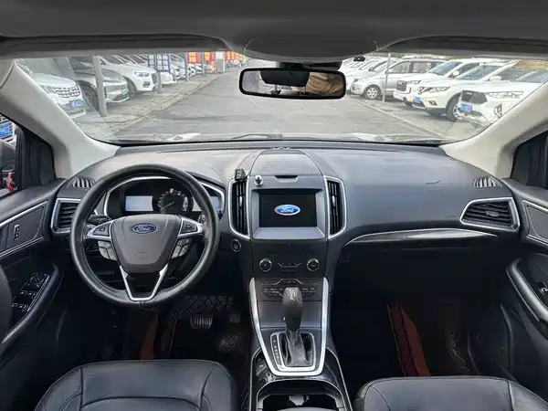 Ford Edge 2016