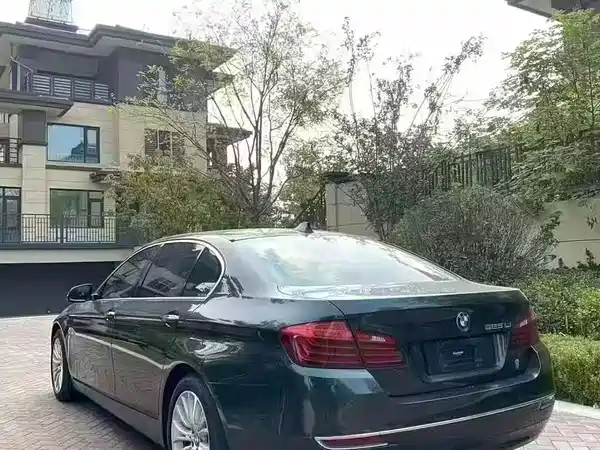 BMW 5 Series 2012