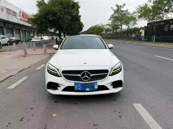 Mercedes-Benz C-Class 2021