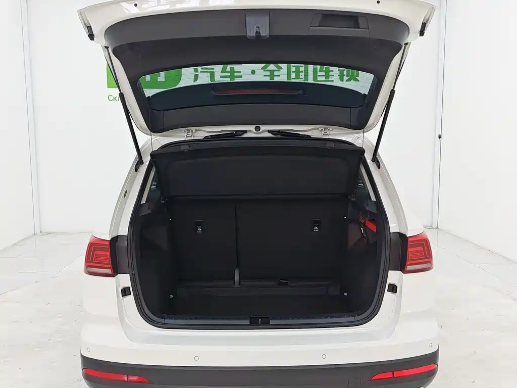 Volkswagen Tharu 2022 — фото 15