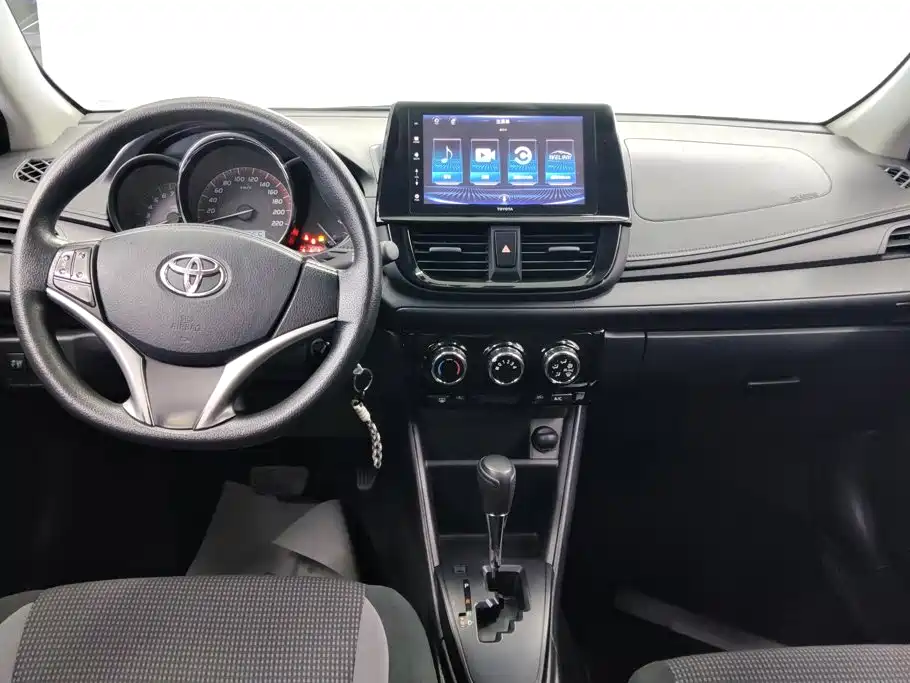 Toyota Vios 2022 — фото 12