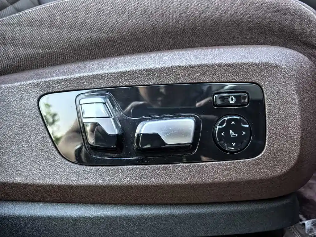 BMW X5 2023 — фото 14