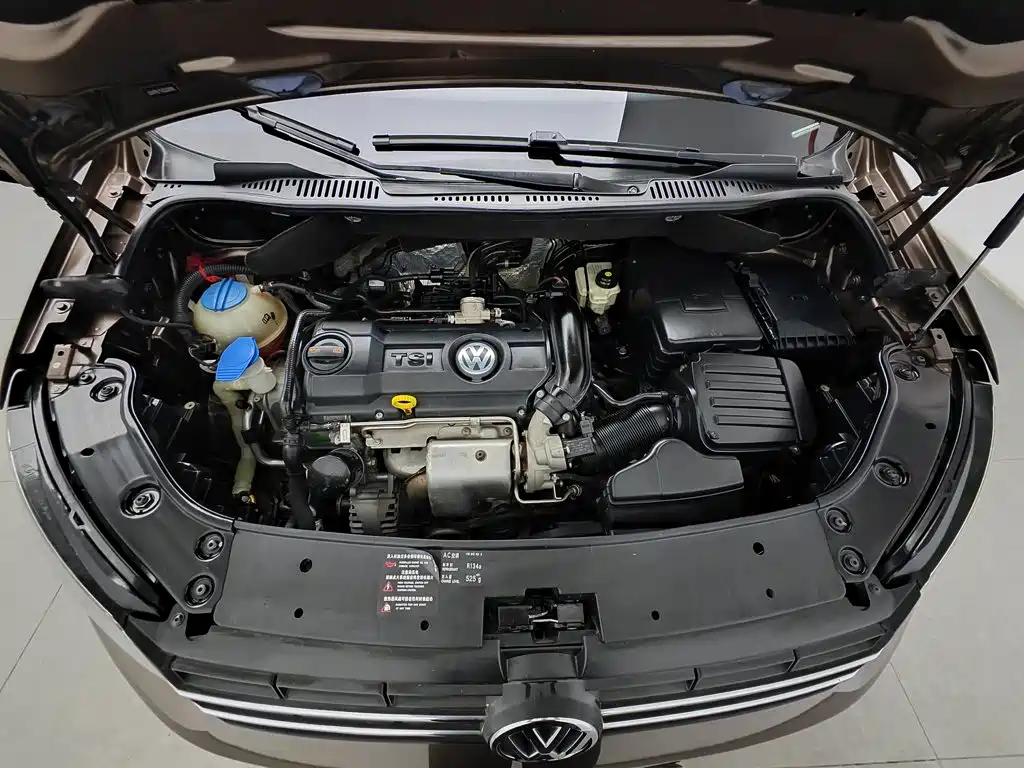 Volkswagen Touran 2014