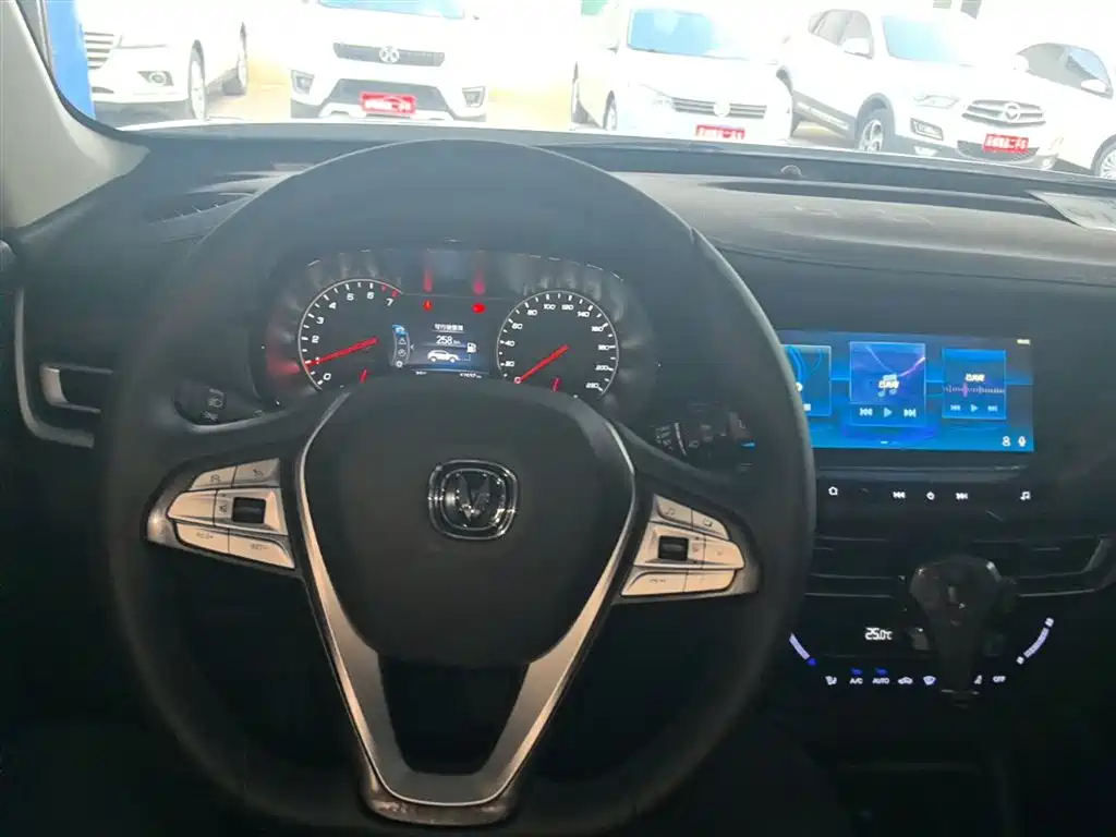 Changan CS35PLUS 2021 — фото 10