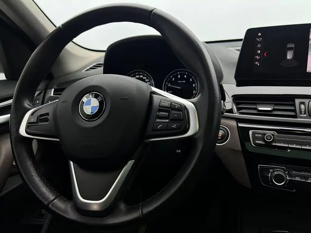 BMW X1 2021 — фото 12