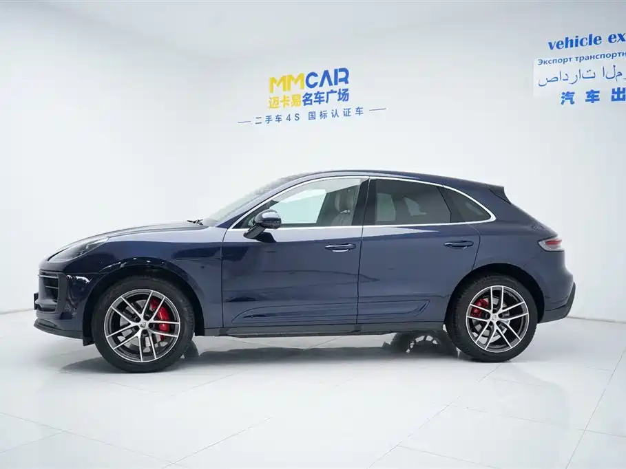 Porsche Macan 2023 — фото 18