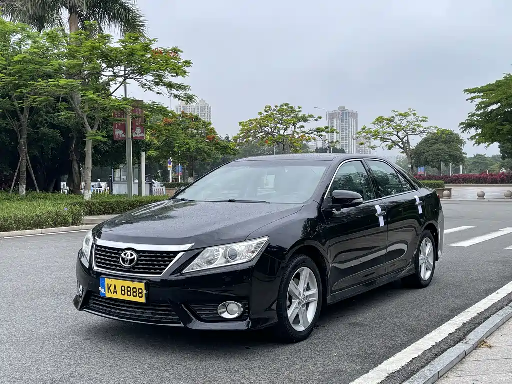 Toyota Camry 2014