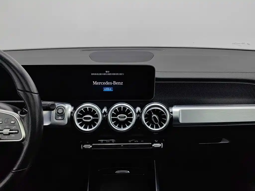 Mercedes-Benz GLB 2020 — фото 12