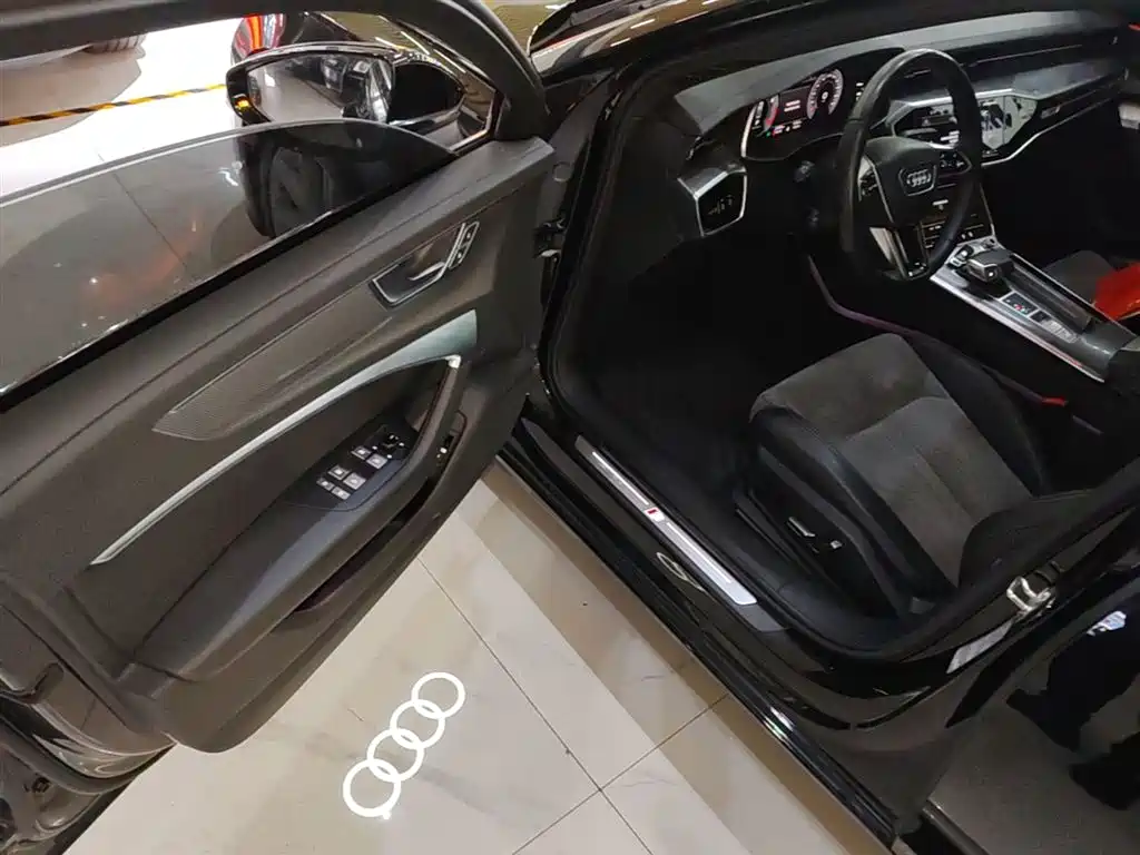Audi A6L 2025 — фото 16
